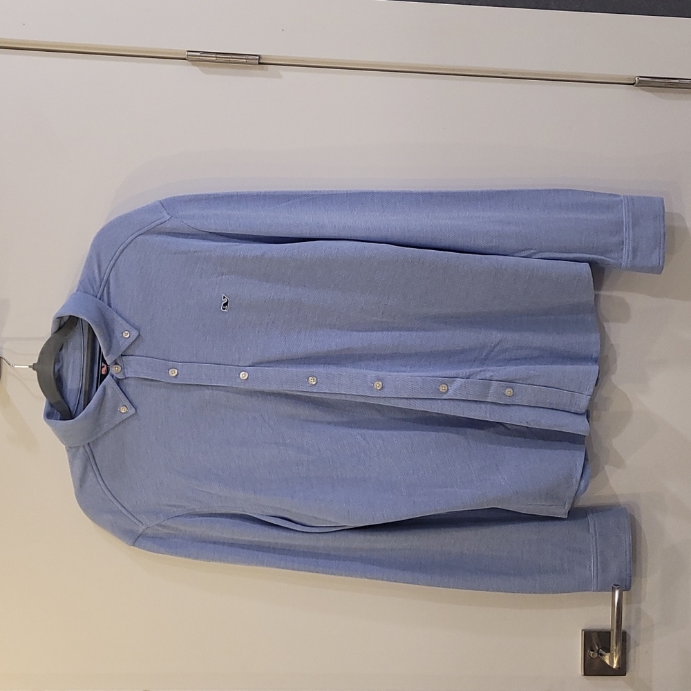Vineyard Vines, L, light blue button up.